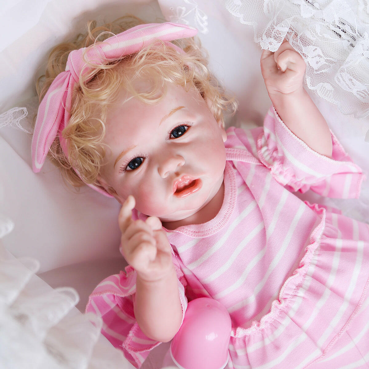 Cute And Creative Newborn Baby Silicone Simulation Doll.