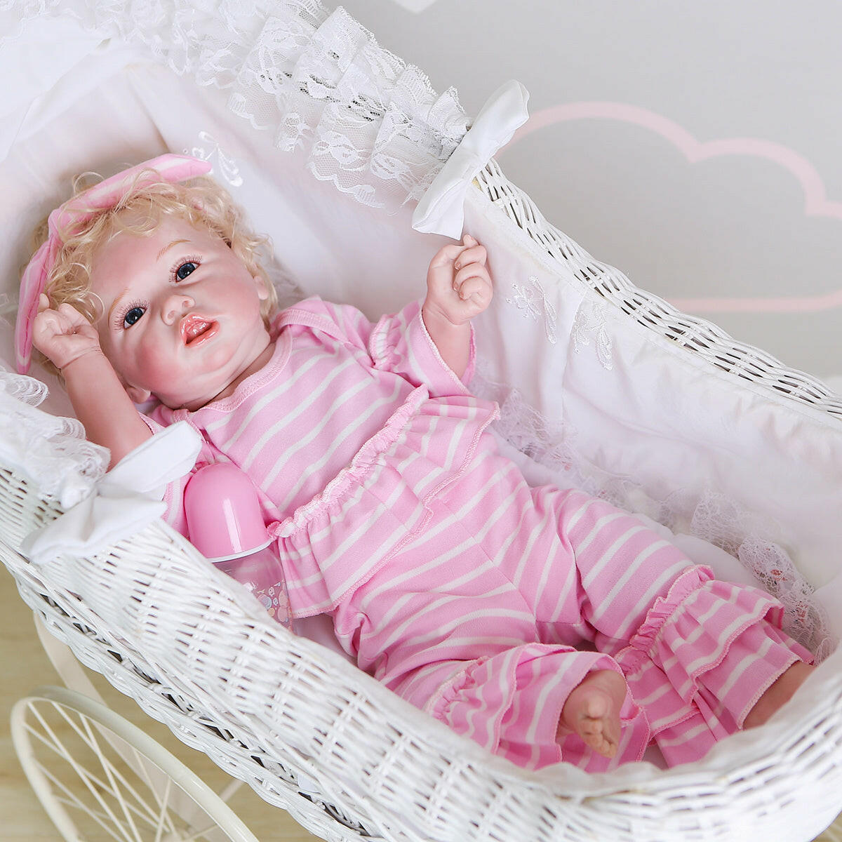 Cute And Creative Newborn Baby Silicone Simulation Doll.